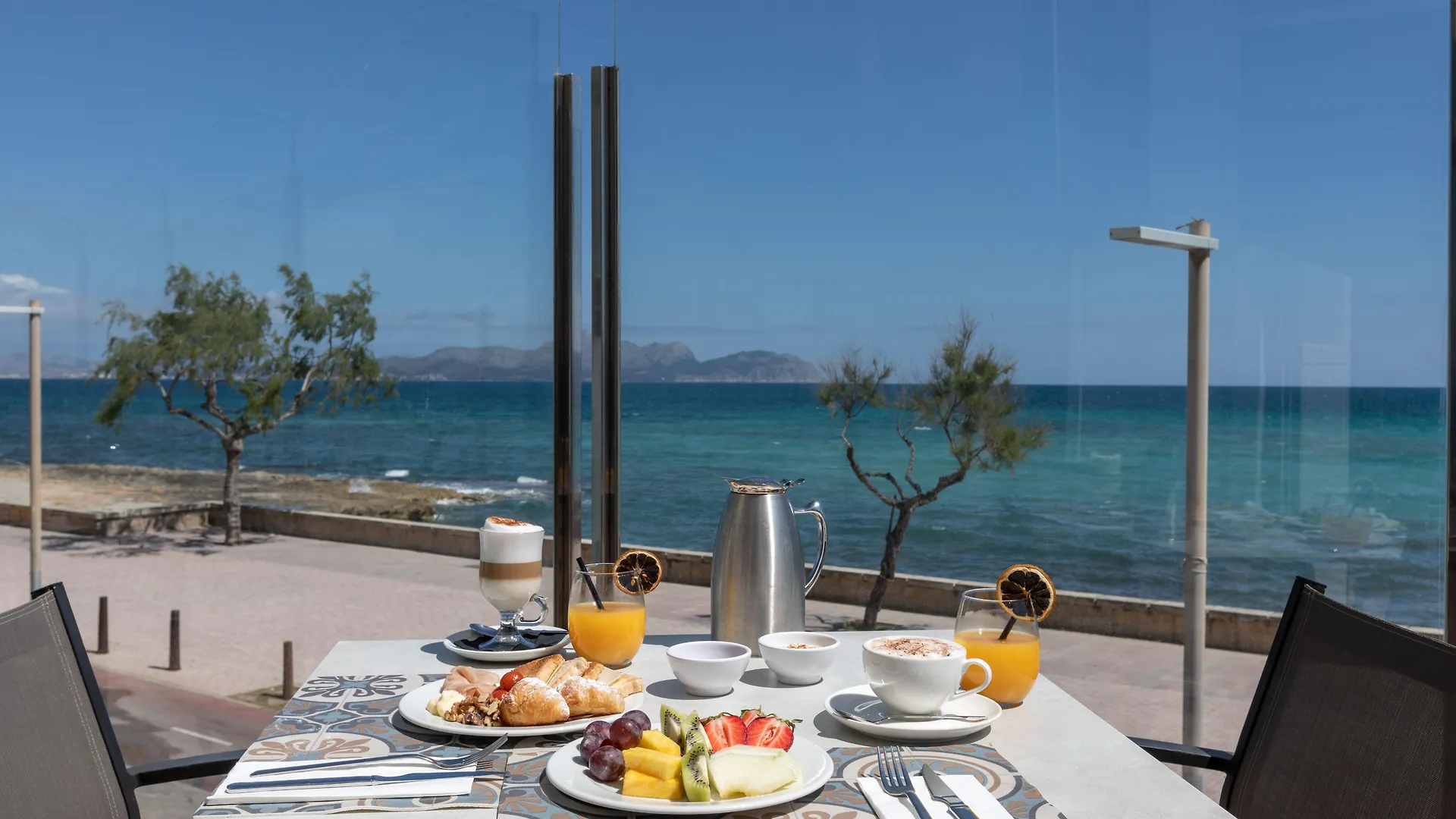 ****  Ferrer Concord Hotel & Spa (Adults Only) Can Picafort  İspanya